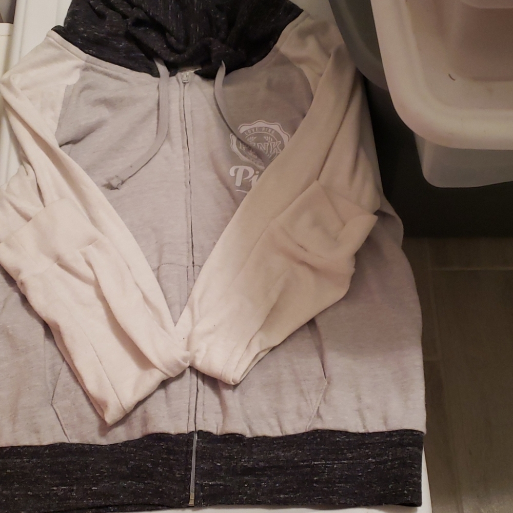 Sweat jacket with hood